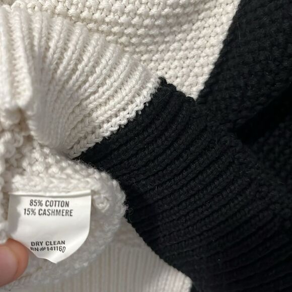 TODD & DUNCAN Black and White Color Block Cropped Long Sleeve Sweater, Size S - Picture 9 of 9